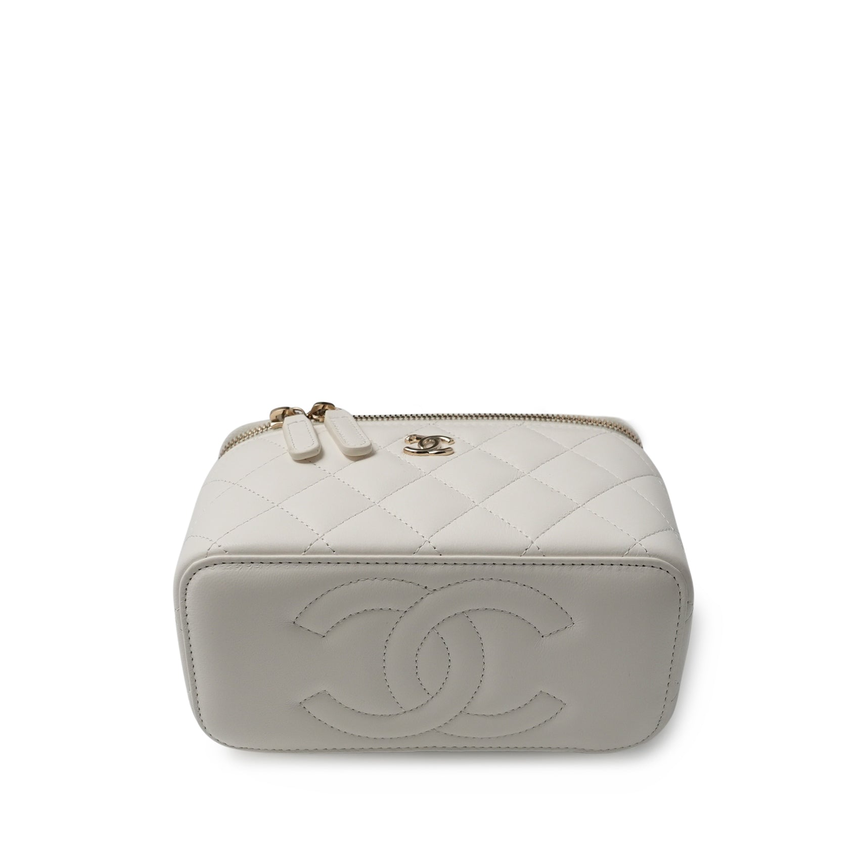 Chanel White Quilted Lambskin Vanity Case with Pearl Crush Chain Pale Gold Hardware
